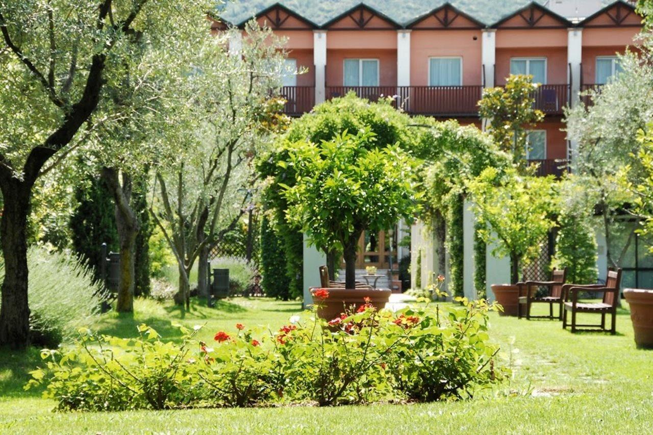 Iseo Lago Hotel Exterior photo